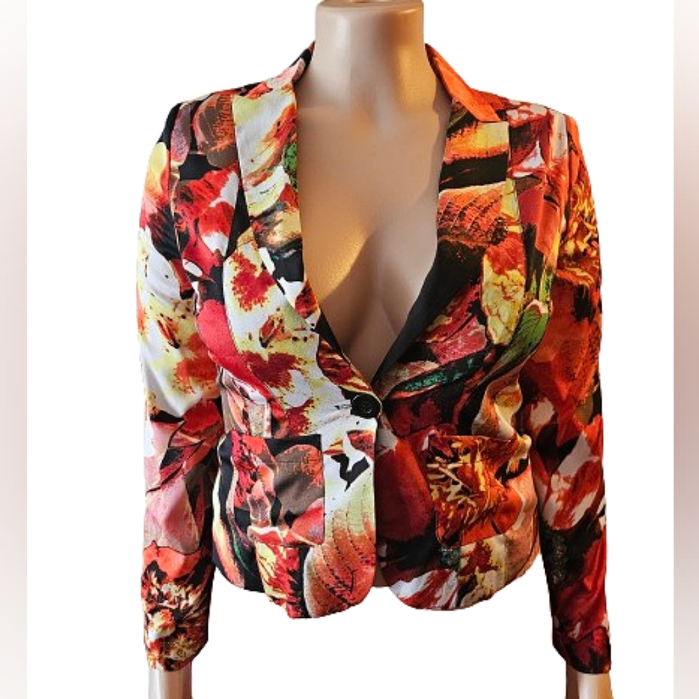 NWT XOXO Vibrant Floral Blazer XL